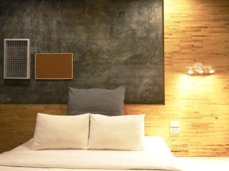 Thai Thani Loft & Life Ламфун Екстериор снимка